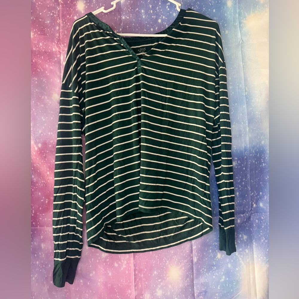 Love by gap striped long sleeve shirt 🛍